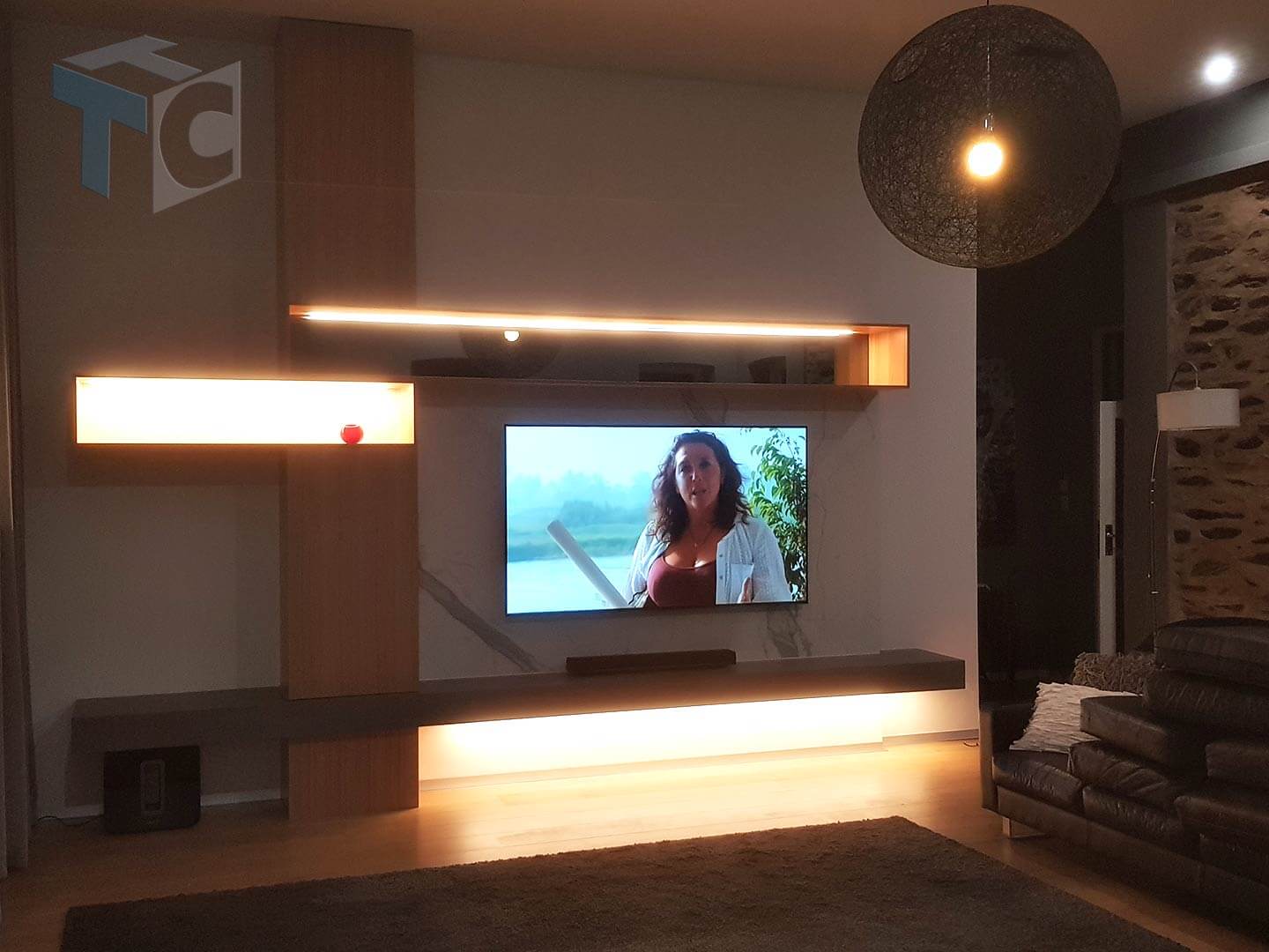 unley-tv-unit-02 display-tv-unit-with-lights